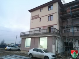 apartament-3-camere-cu-gradina-geam-la-baie-zona-deosebita-0